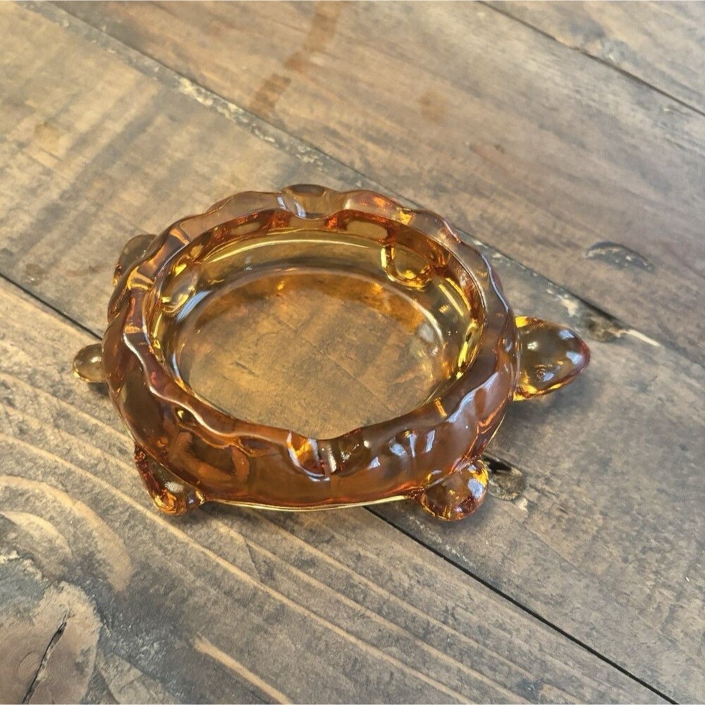 Vintage Westmoreland Amber Glass Turtle Ashtray 4”